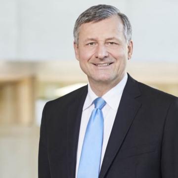 Dr. Hans-Ulrich Rülkea